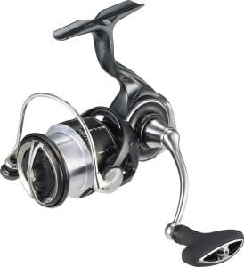 DAIWA LUVIAS 24 PC LT 3000 D MAKARA