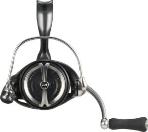DAIWA LUVIAS 24 PC LT 3000 D MAKARA